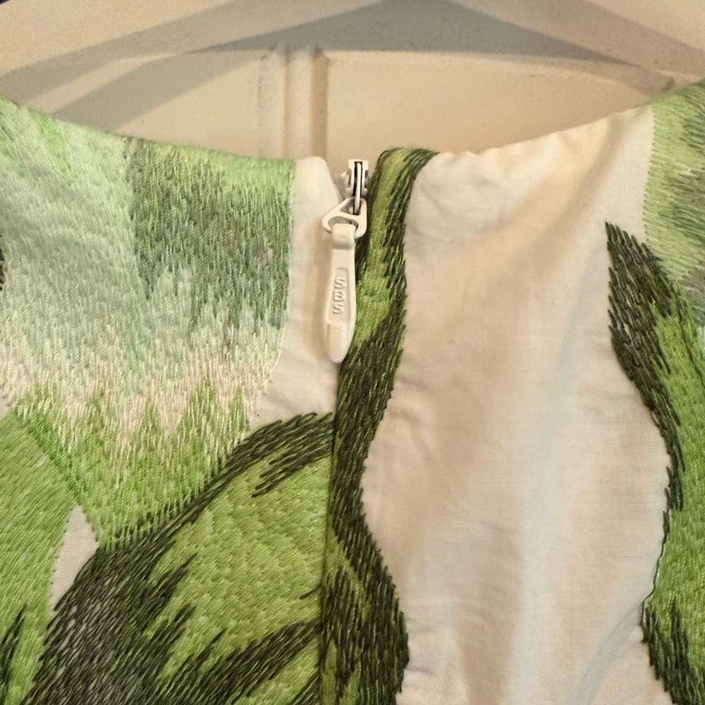 Adelyn Rae Leafy Green and White Midi Dress - Picture 8 of 12